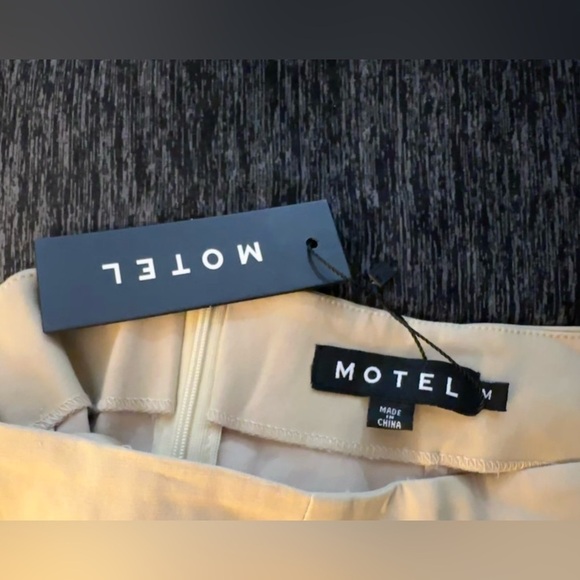 NWT - Motel Rocks Pelma Skirt Size M - Picture 5 of 7